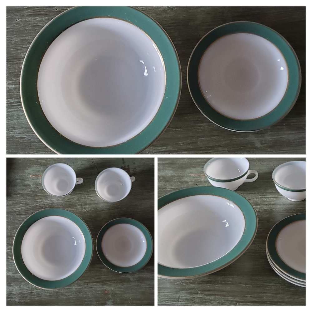 1950s Pyrex Regency green and gold